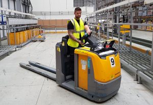 Low Level Order Picker Forklift Truck